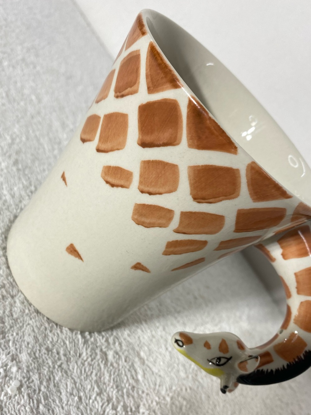 Pier 1 Imports Hand Painted 3D Giraffe Neck Handle Ceramic Coffee Mug - Picture 4 of 13